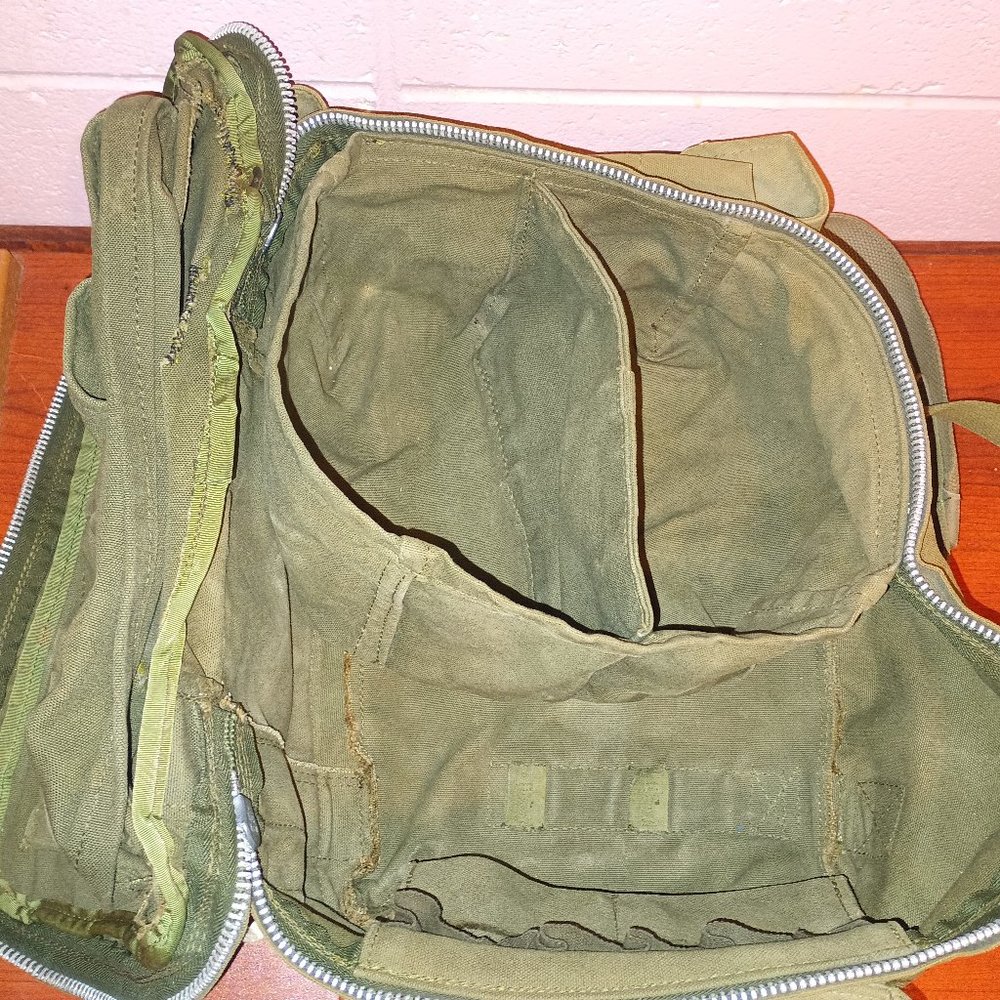 1. Vintage Military Canvas Medical Jumpable Backpack.